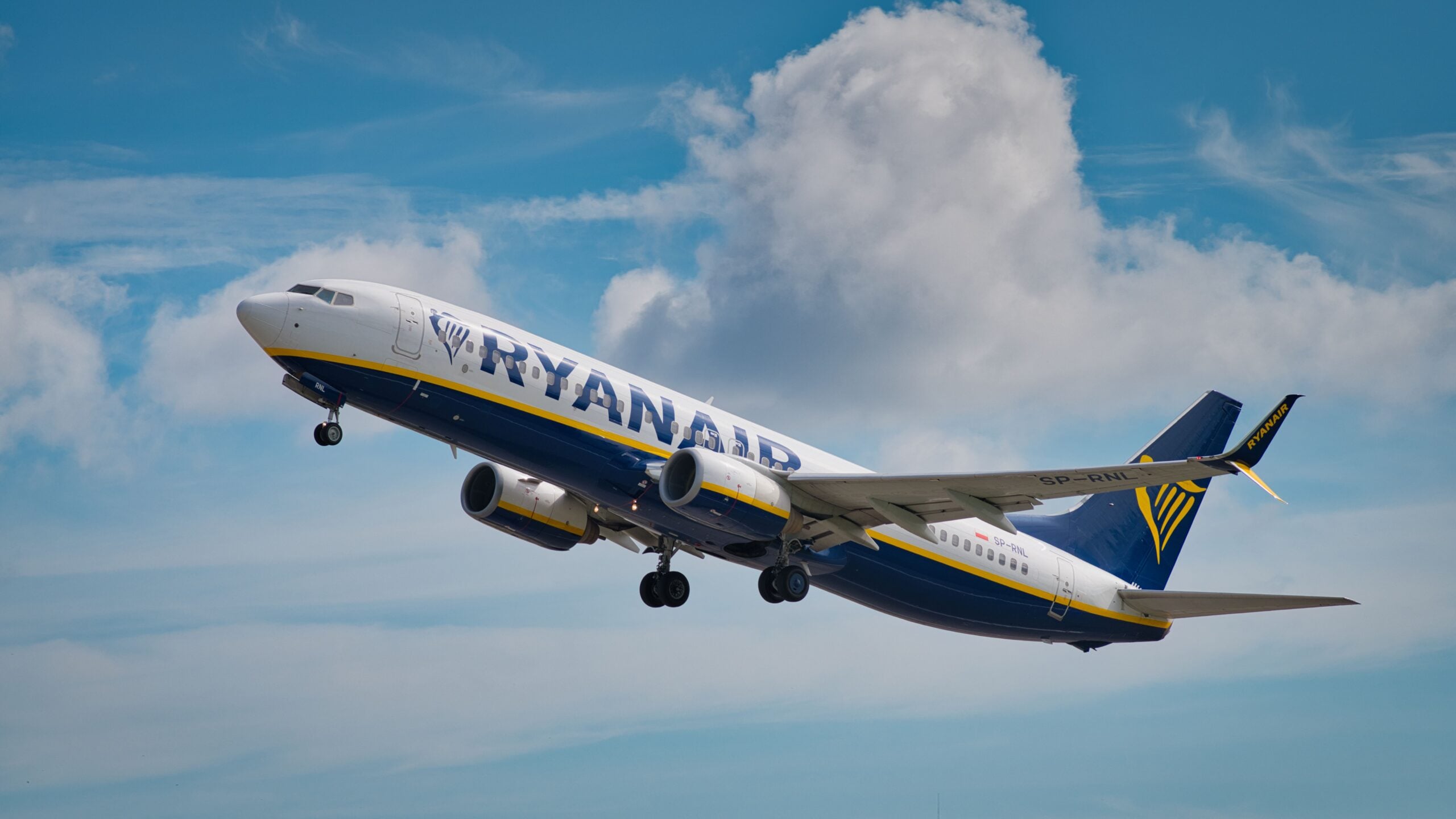 Ryanair CEO Michael O’Leary Warns EU Cabin Bag Rule Changes Could Raise Airfares