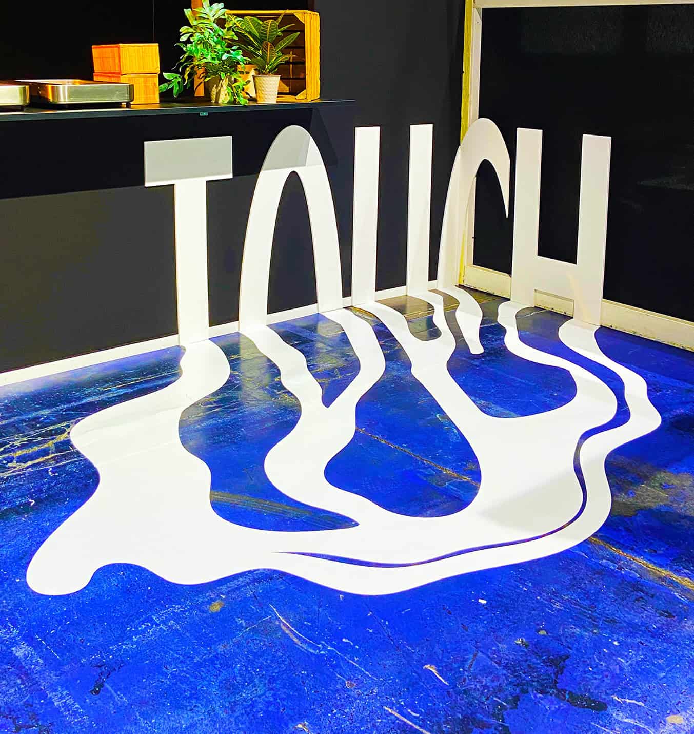3D Elemente mit Folierung für Messeinstallation – 3D Effekt Messestand Design auf der Munich Fabric Start in München