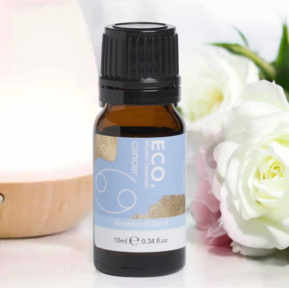 Cancer zodiac essential oil blend