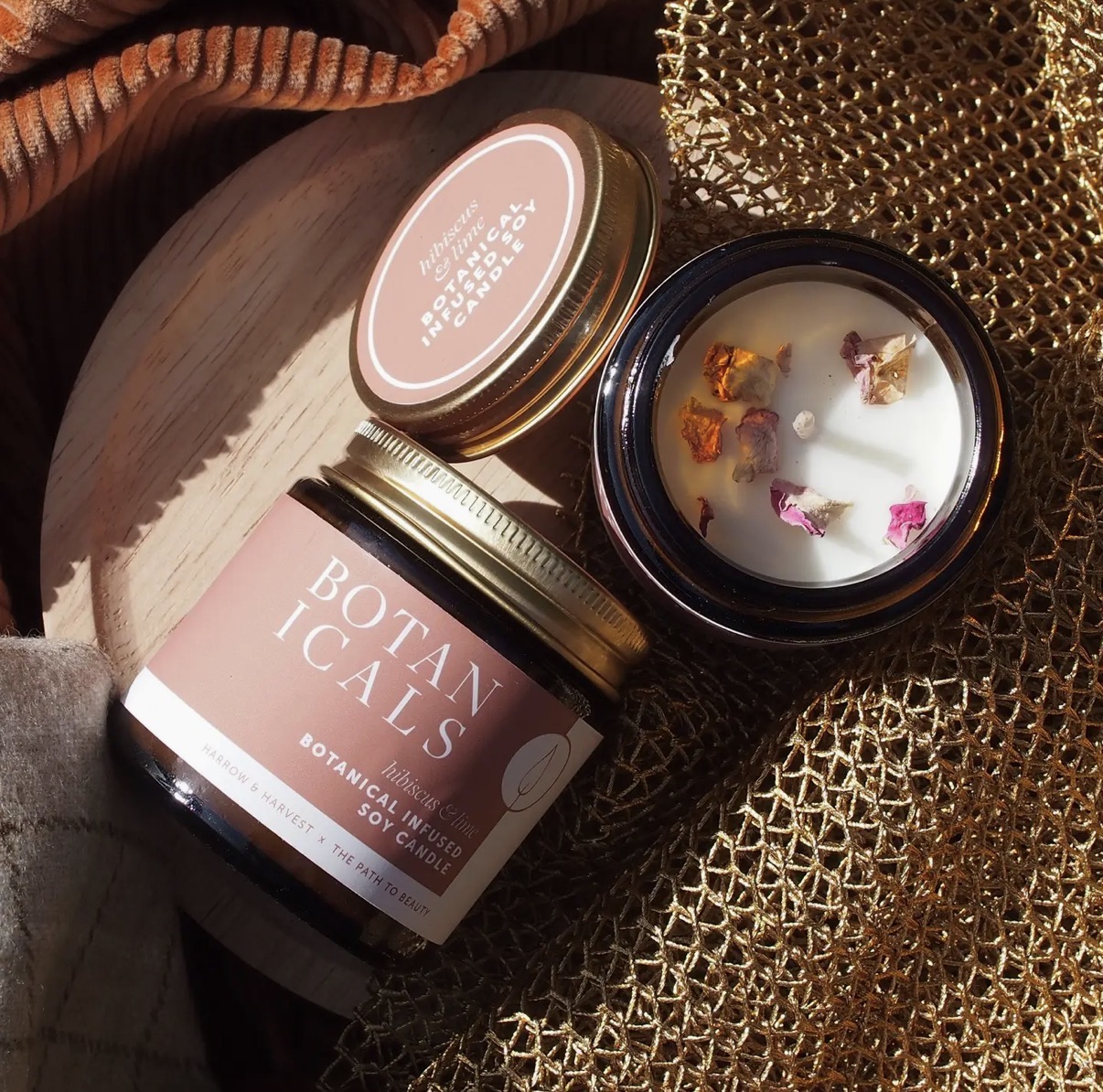 Hibiscus & Lime, Botanical Infused Soy Candle - Image 4