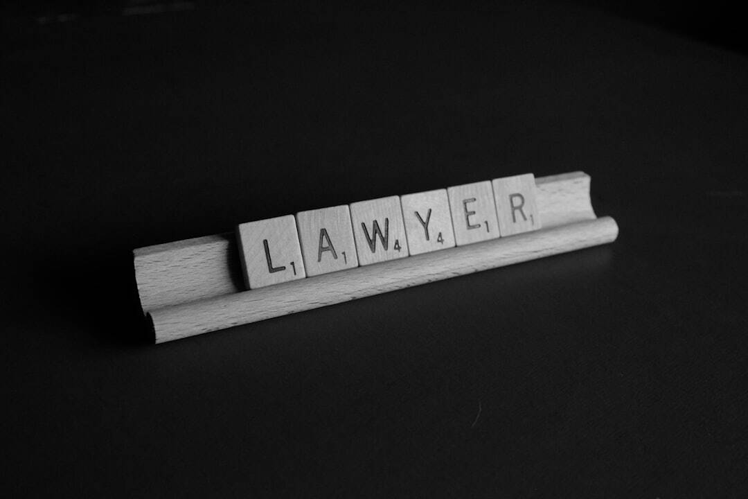 Photo Nouns: immigration lawyer, salary Image: Calculator, Briefcase