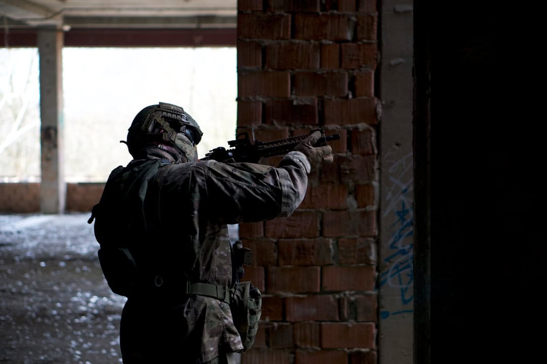 Photo Soldier, Judge