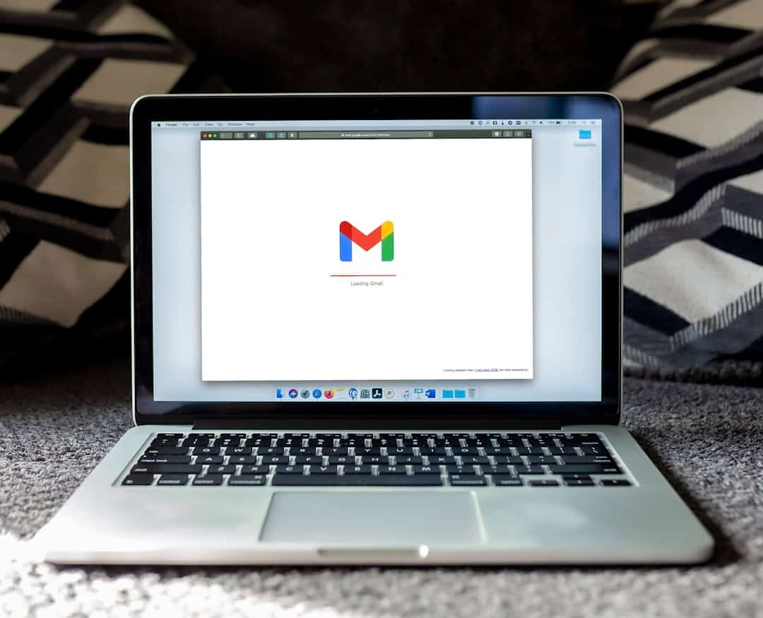 Photo email, lawyer