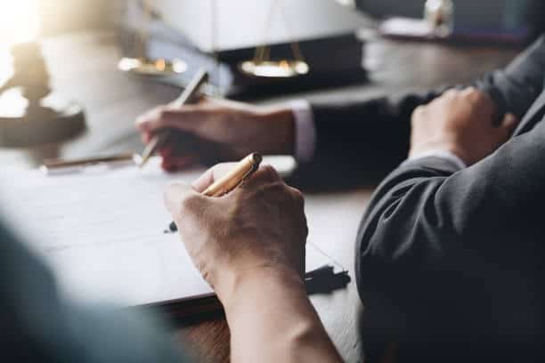 istockphoto 1049647034 612x612 1 Showing image advancement opportunities for lawyers