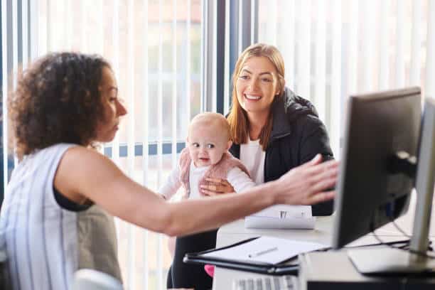 istockphoto 1135408384 612x612 1 showing child support for college students