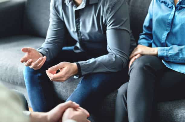 istockphoto 1354892970 612x612 1 Illustrate images can you get a public defender for a divorce