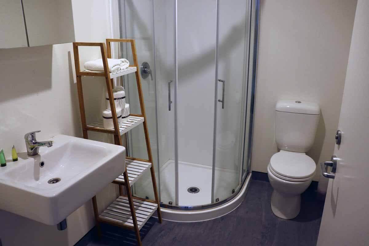 One Bedroom Apartment Bathroom