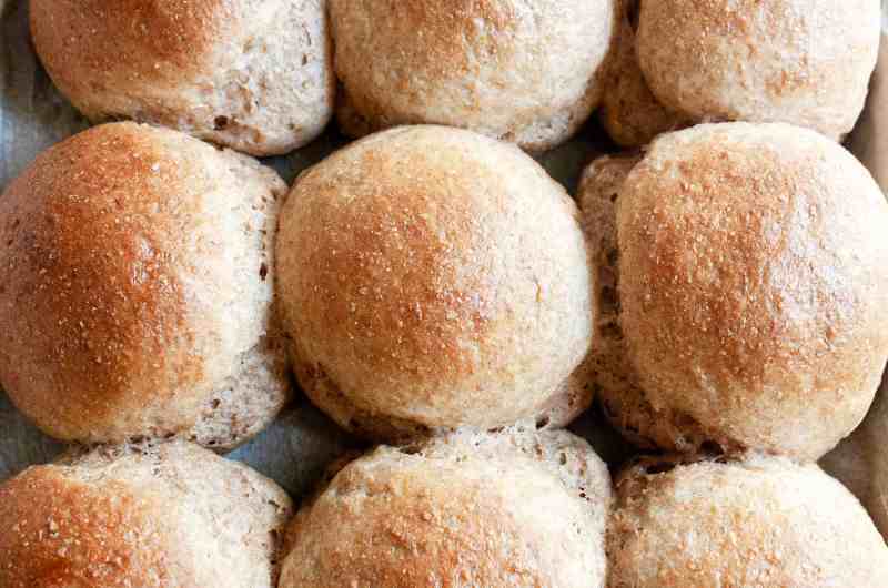 Quick & Easy Spelt Dinner Rolls
