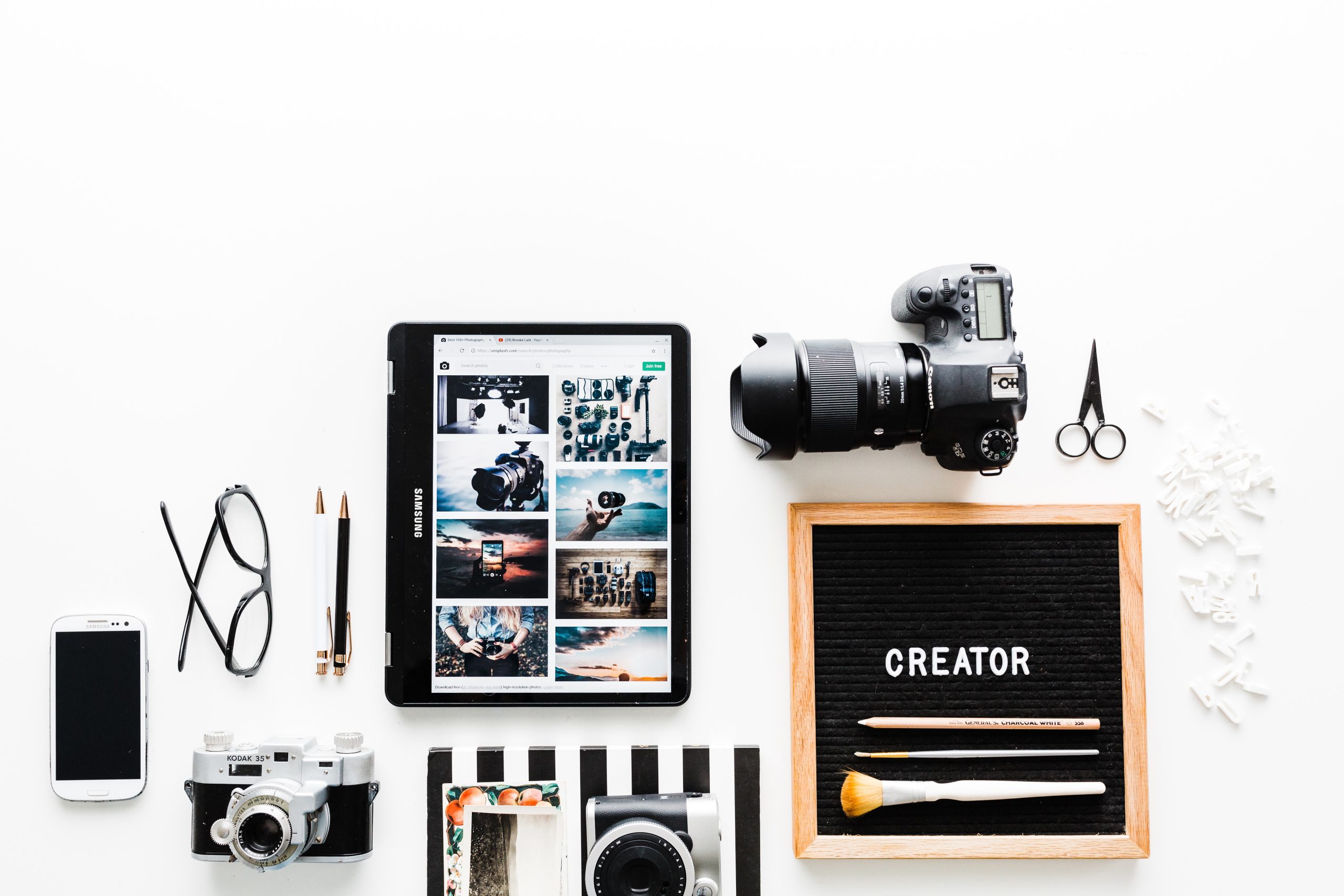 Essential tools and resources for effective digital marketing campaigns.