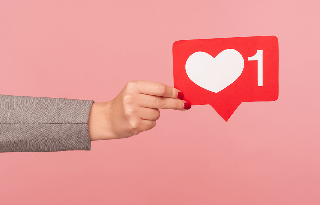 Best practices for social media branding, building a strong brand identity and engaging your audience.