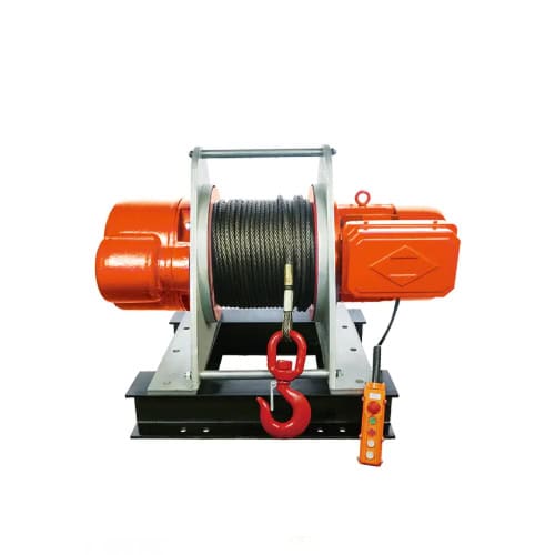 Electric winch with steel cable and remote control for lifting and pulling tasks.