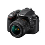 Caméra reflex Nikon D3300 avec objectif.