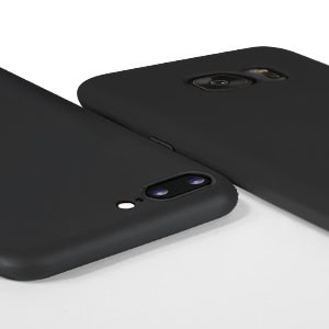 Smartphone noir avec double caméra arrière et design élégant.