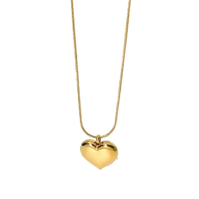 ketting met hartjes bedel