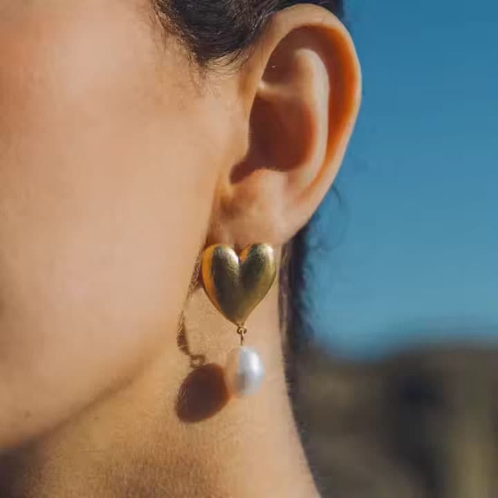 Hartjes parels oorbellen