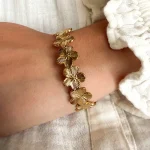 Bloemen Armband Bangle - op model