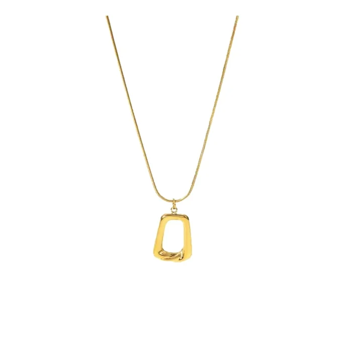 Gouden ketting met vierkante hanger