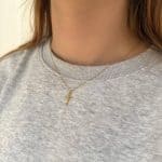 Ketting met Kruis Hanger - op model