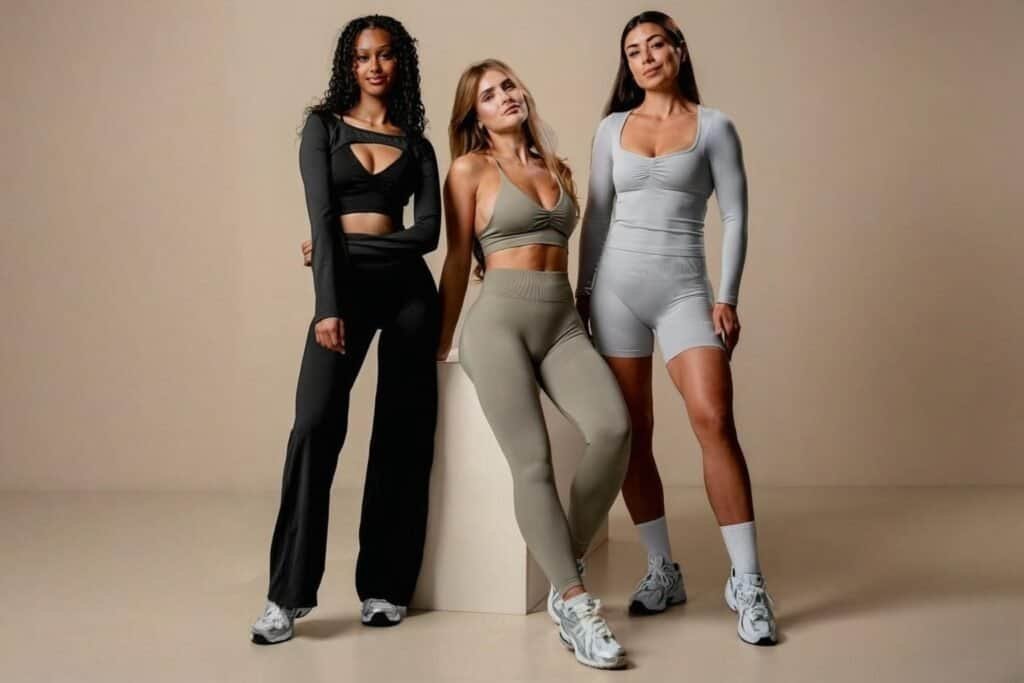 Custom Seamless Yoga Set: OEM & Private Label Guide for Brands