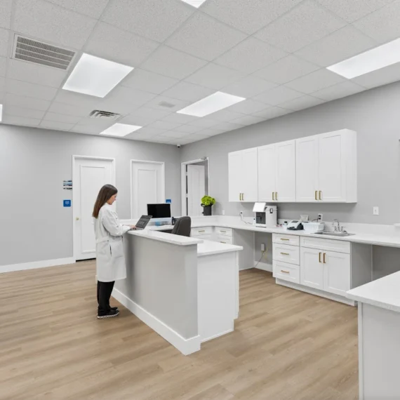 A professional image representing the comprehensive urgent care and family medicine services provided at the Make You Well clinic in Richardson, emphasizing the practice's commitment to delivering accessible and high-quality healthcare to the local community.
