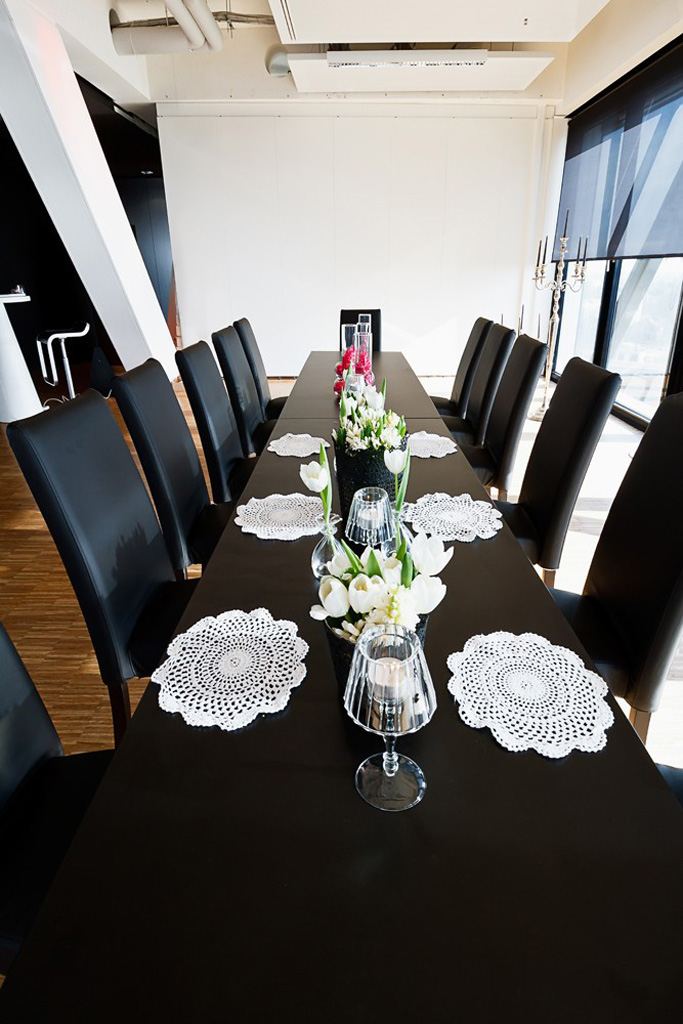 Tisch exklusiv 180 x 70cm, H&ouml;he ca. 72cm, schwarz &ndash; Bild 4