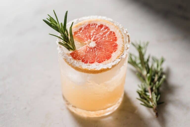 Rosemary Grapefruit Paloma – Bright, Herbal, and Refreshing