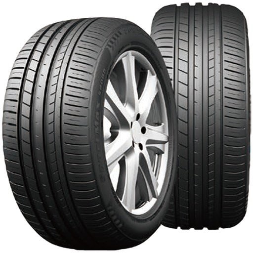 Two Kapsen SportMax S2000 tires with alloy wheels on a white background.