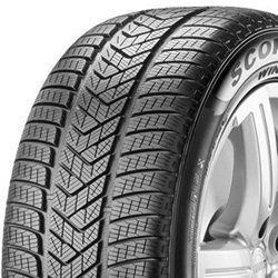 Pirelli Scorpion Winter tire P275/50R21 XL 113 V for winter driving.
