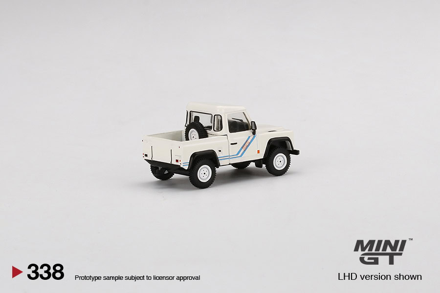 1:64 Land Rover Defender 90 Pickup White - obrazek 3