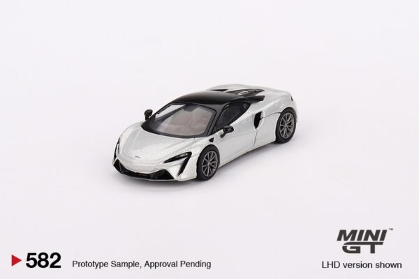 1:64 McLaren Artura Ice Silver