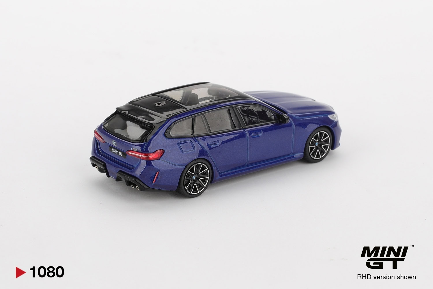 1:64 BMW M5 TOURING Marina Bay Blue Metallic - obrazek 2
