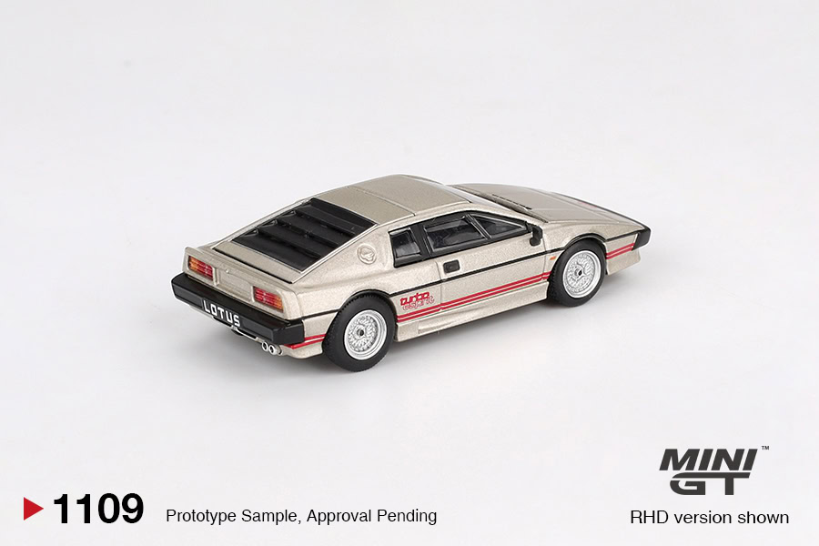 1:64 Lotus Esprit Turbo Metallic Silver - obrazek 3