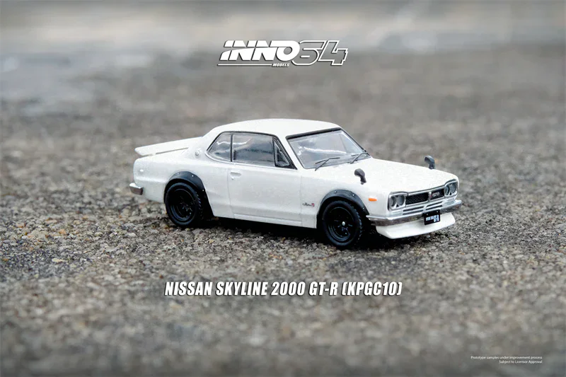 1:64 Nissan Skyline 2000 GT-R (KPGC10) White - obrazek 4