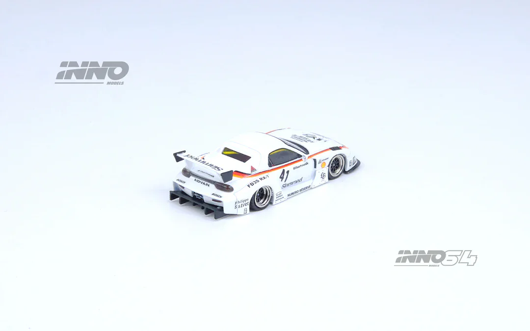 1:64 Mazda RX7 (FD3S) LB-SUPER SILHOUETTE - obrazek 3