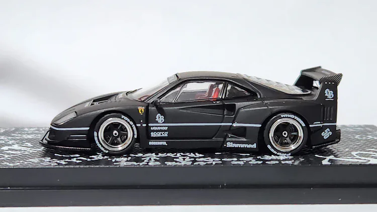 1:64 Ferrari F40 LBWK Hong Kong Toycar Salon 2023 Special Edition - obrazek 4