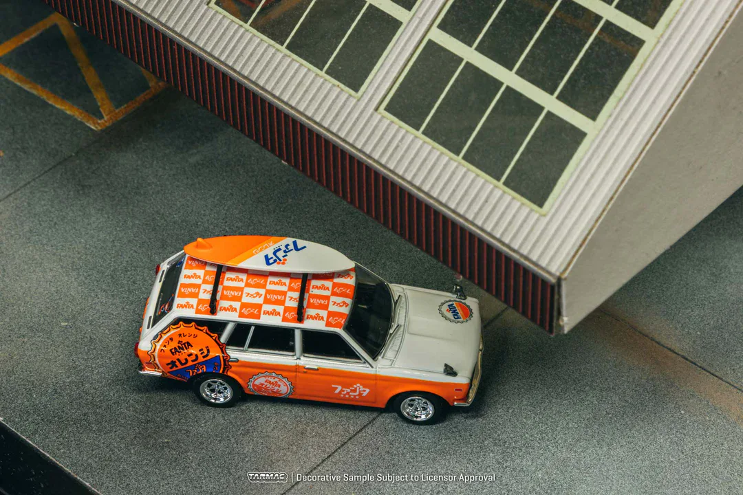 1:64 Datsun Bluebird 510 Wagon FANTA - obrazek 7