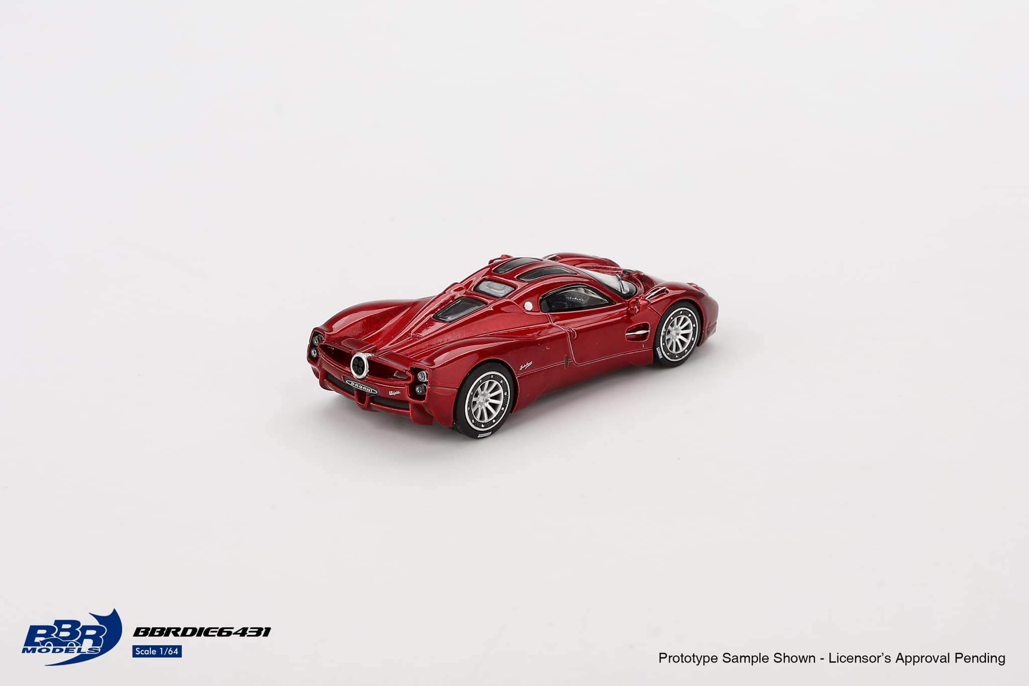 1:64 Pagani Utopia Dubai Red - obrazek 3