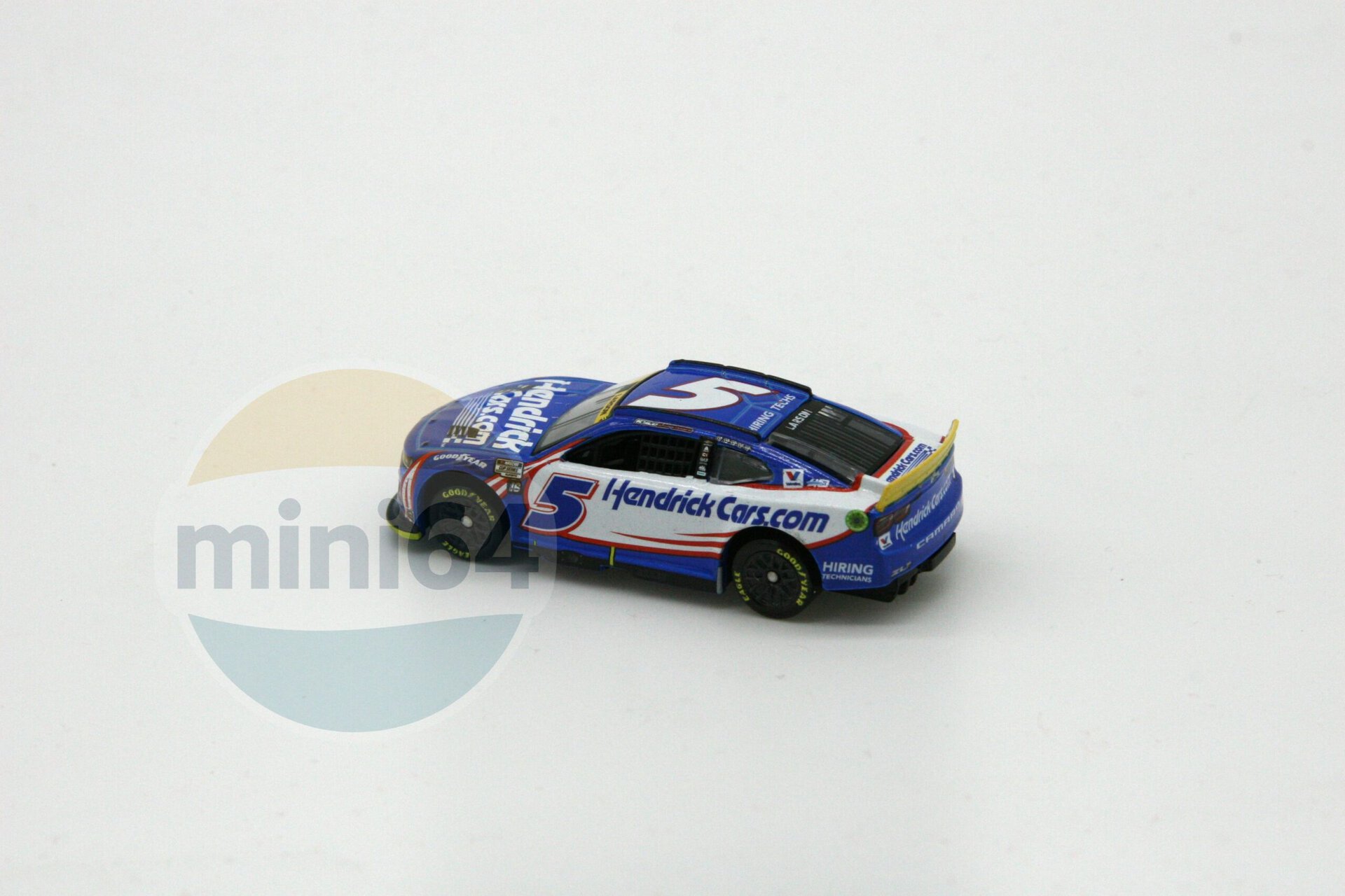 1:64 Kyle Larson 2024 Hendrickcars.com Bristol Race Win - obrazek 4