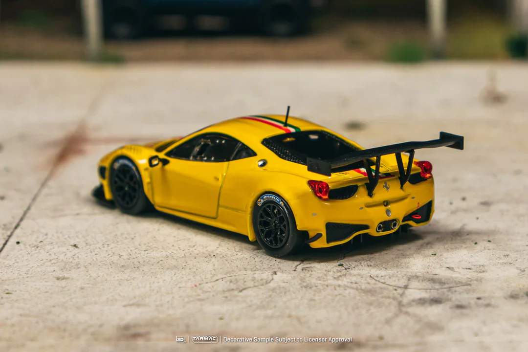 1:64 Ferrari 458 Italia GT3 Yellow - obrazek 5