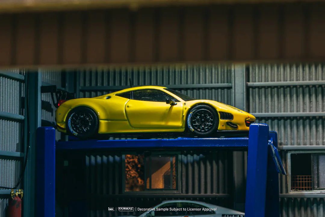 1:64 Ferrari 458 Italia GT3 Yellow - obrazek 6