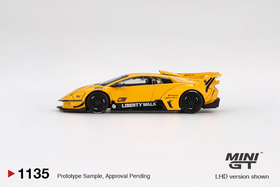 1:64 Lamborghini LB-Silhouette WORKS Murcielago GT Evo Yellow - obrazek 4