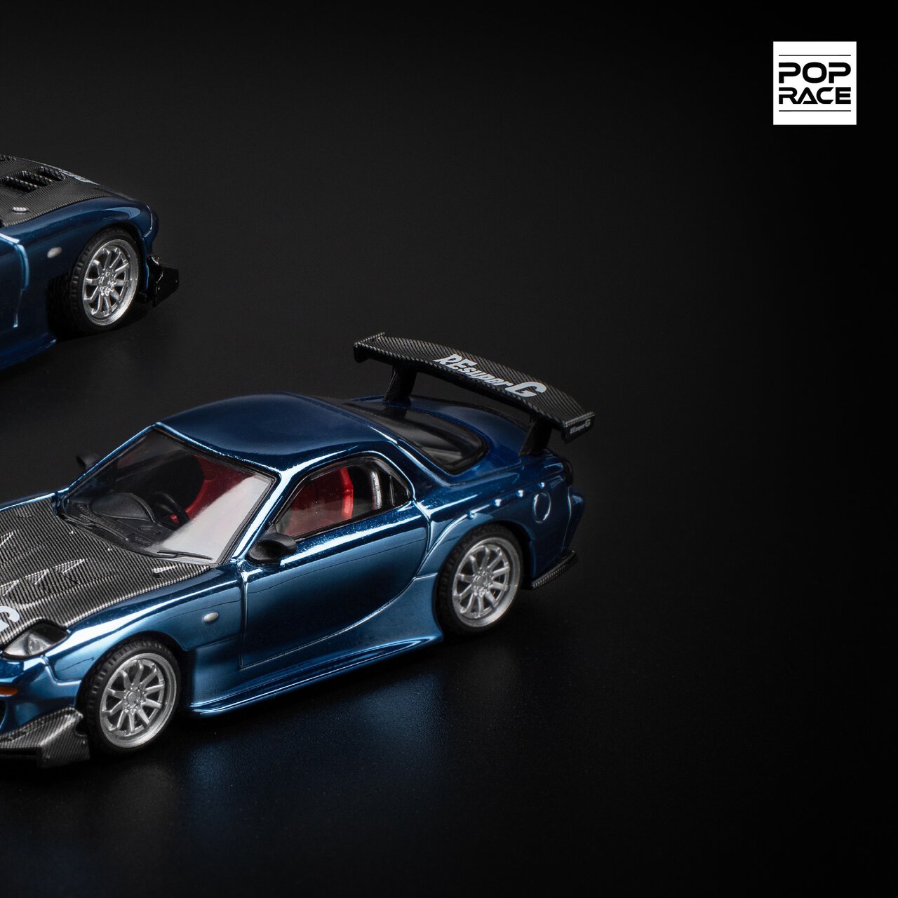 1:64 Mazda RX7 RE-AMEMIYA Widebody Blue Chrome - obrazek 15