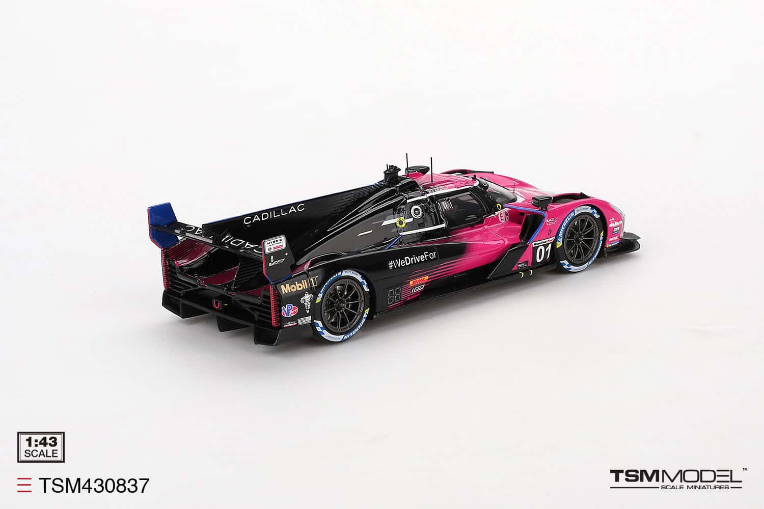 1:43 Cadillac V-Series.R #01 2024 IMSA Petit Le Mans Winner Cadillac Racing - obrazek 3