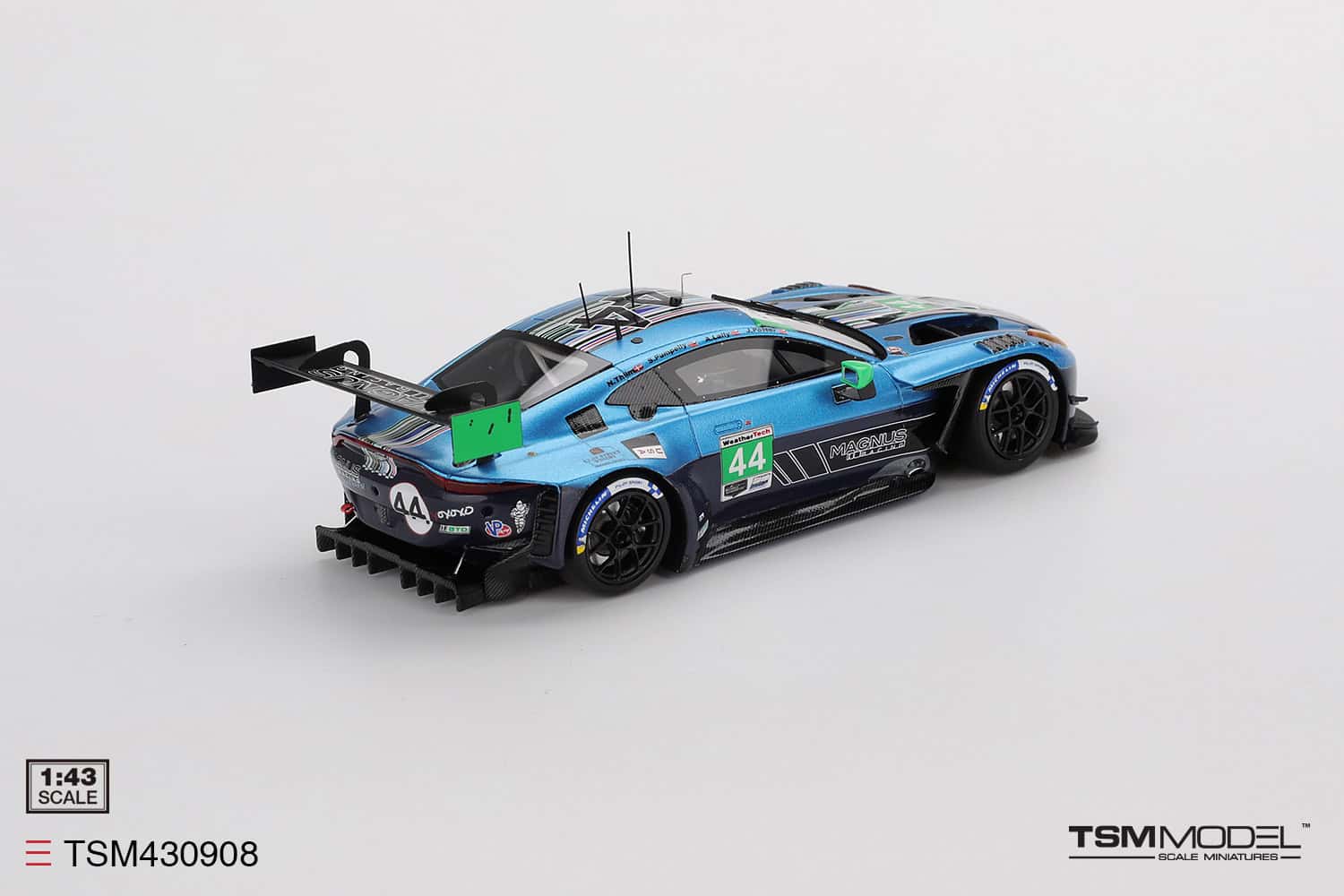 1:43 Aston Martin Vantage GT3 Evo #44 2025 IMSA Daytona 24 Hrs Magnus Racing - obrazek 3