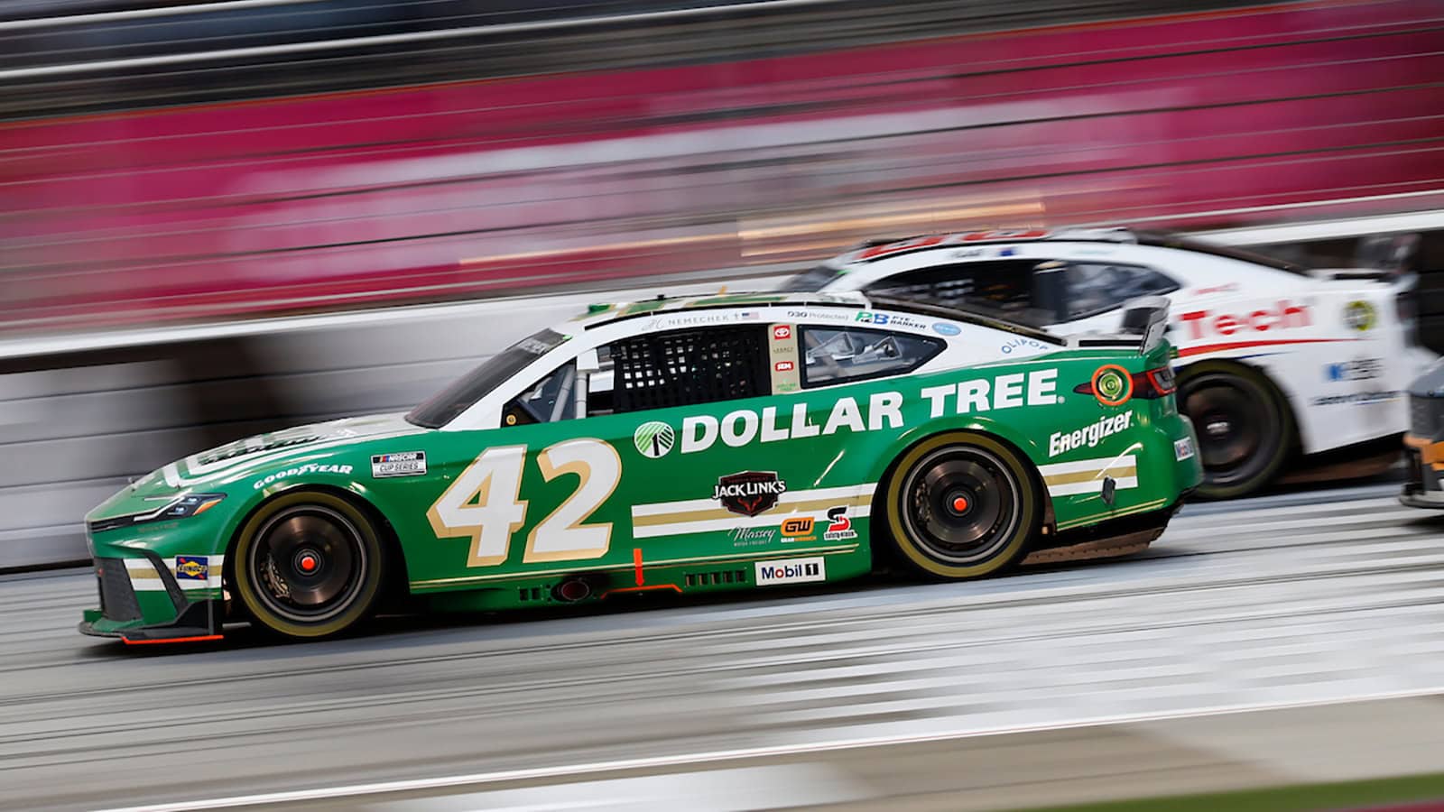 1:64 John Hunter Nemechek #42 Dollar Tree 2026 Camry - obrazek 2