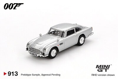 1:64 Aston Martin DB5 “Skyfall” - English Blister Packaging