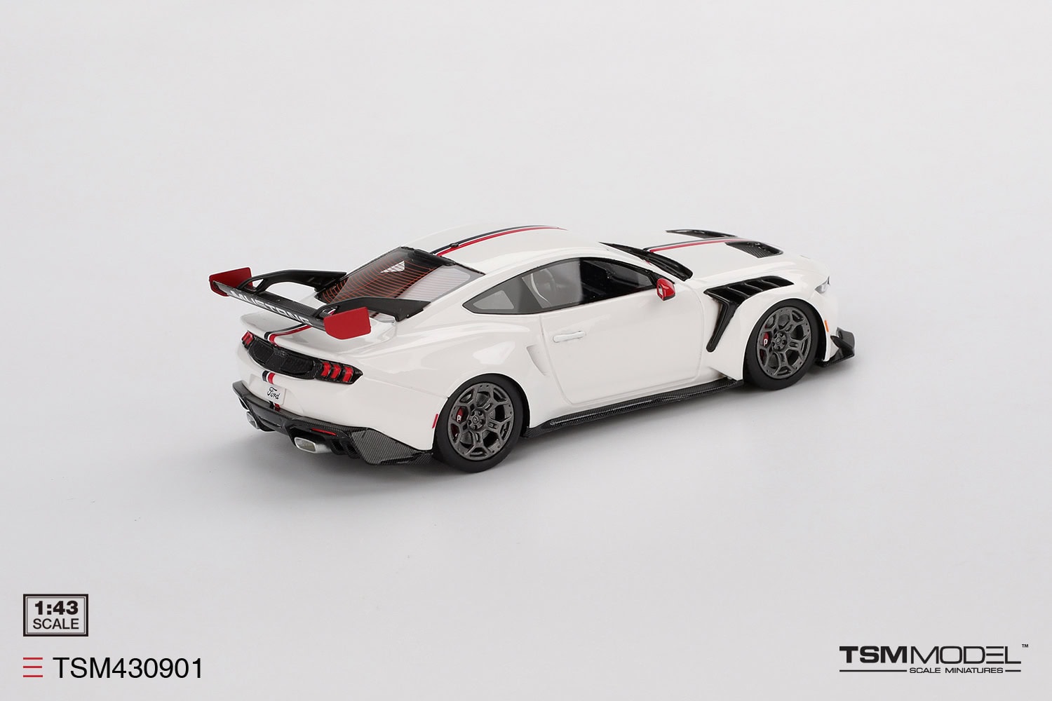1:43 Ford Mustang GTD Spirit of America - obrazek 3