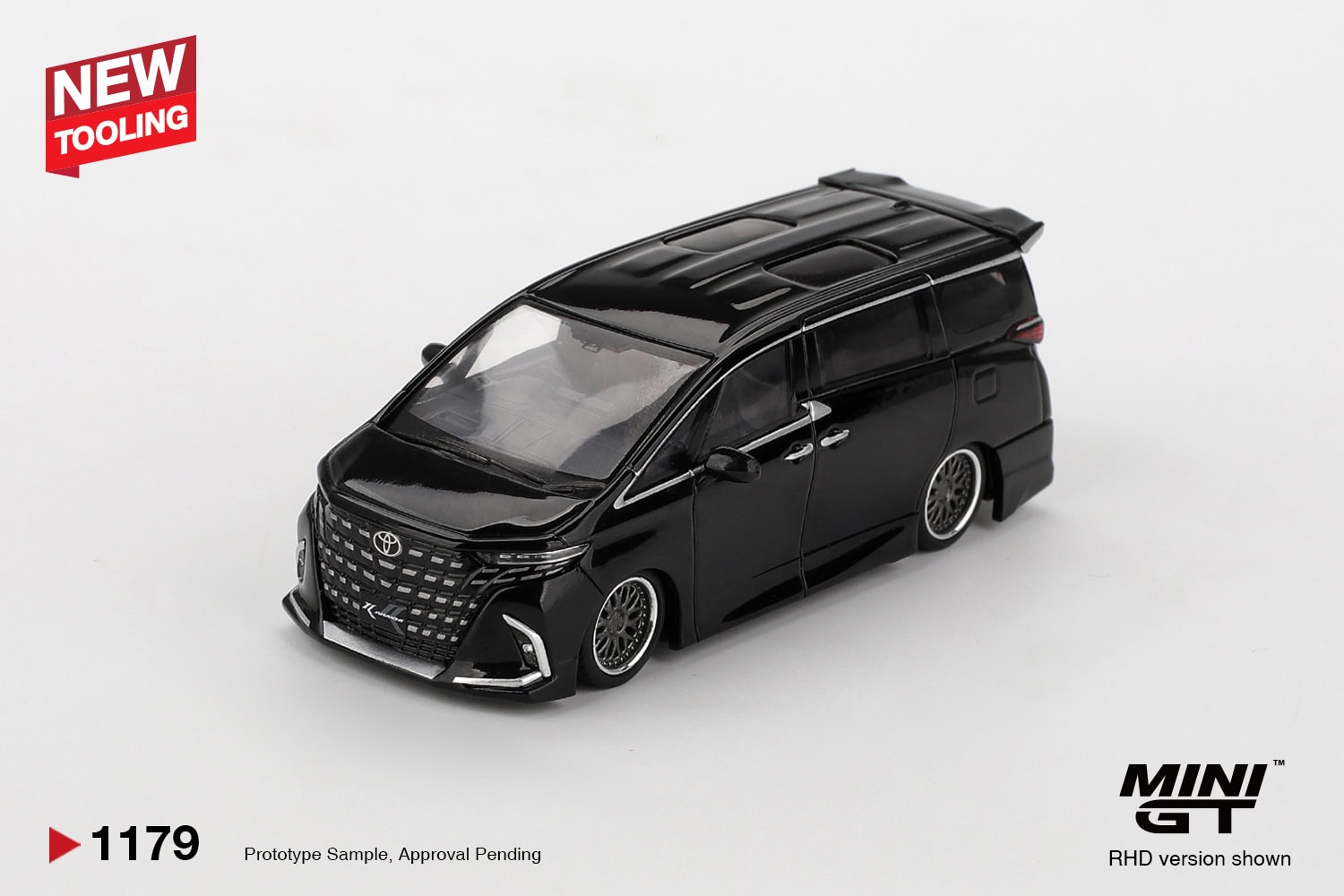 1:64 Toyota Alphard 40 KUHL Black