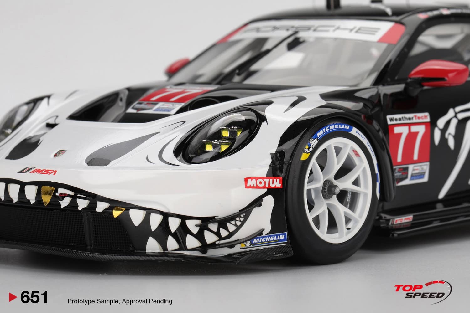 1:18 Porsche 911 GT3 R #77 2025 IMSA Petit Le Mans AO RACING Skeleton - obrazek 4