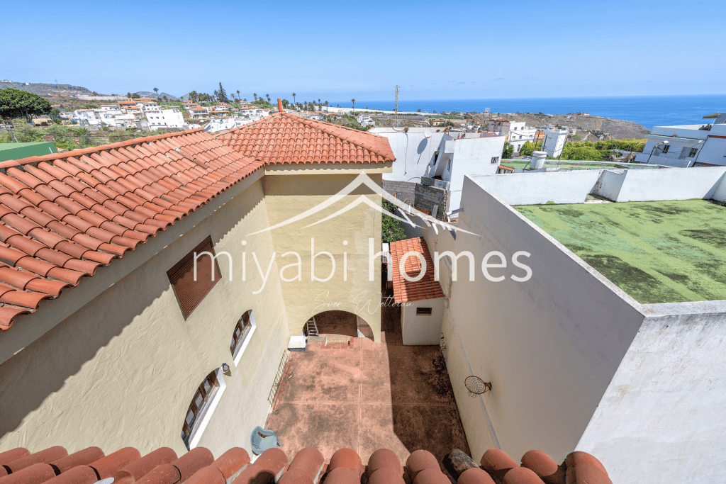 Chalet con piscina y vistas al mar en Cambalud, entre Arucas y Firgas